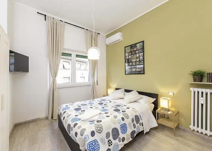 To You- The Place To Be&b Bed and breakfast Roma